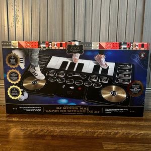 FAO Schwartz Giant Electronic DJ MIXER MAT